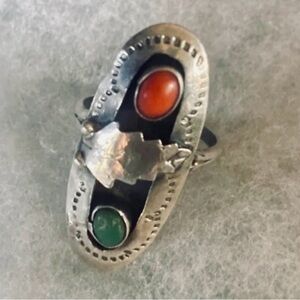 Vintage 50’s Navajo Sterling Signed Coral & Green Kingman Mined Turquoise Ring